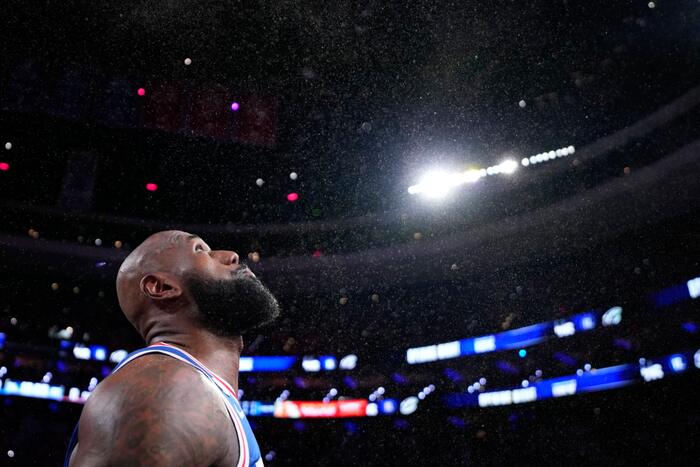 Trump blasts 76ers star LeBron James as ‘disgrace’ for not standing still during national anthem