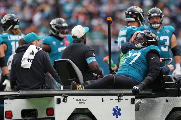 Jaguars left tackle Harrison to miss months after knee surgery
