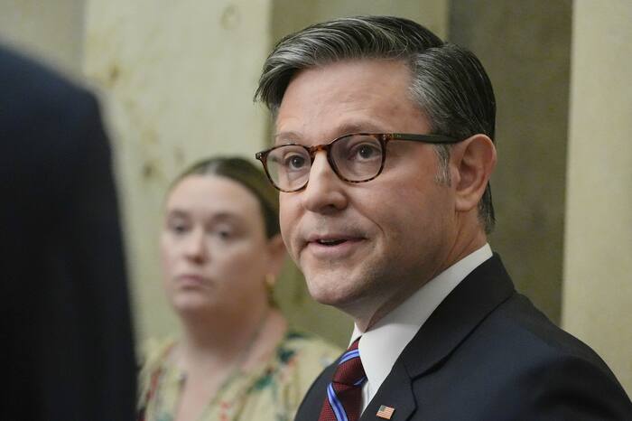 Speaker Johnson Dismisses Skeptics in Maine House GOP Battleground