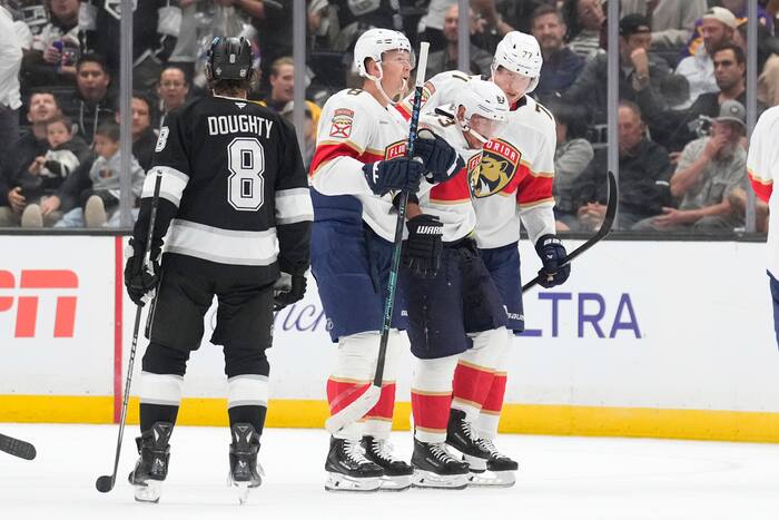 Panthers forward Marchand sustains left leg injury against Kings
