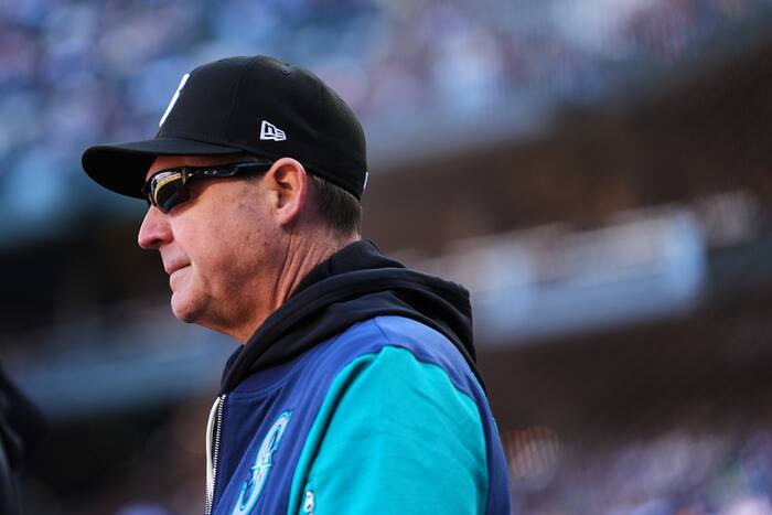 Dan Wilson out as manager of the Seattle Mariners after disappointing season