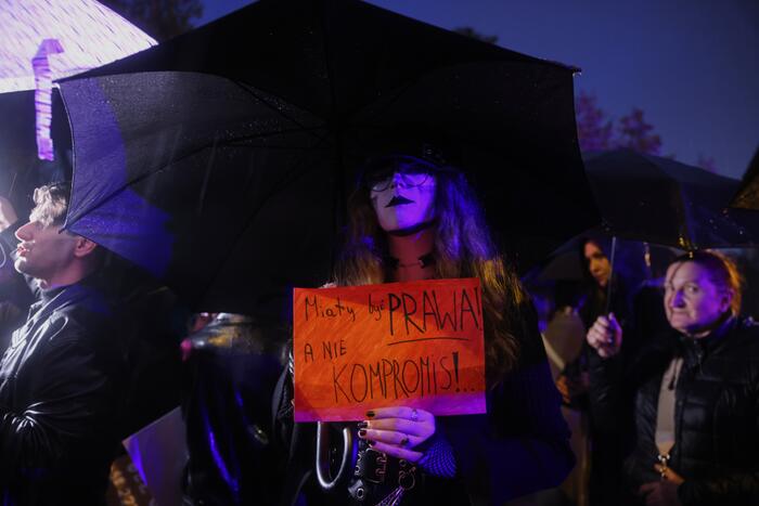 Women are protesting in Poland for free access to legal abortions