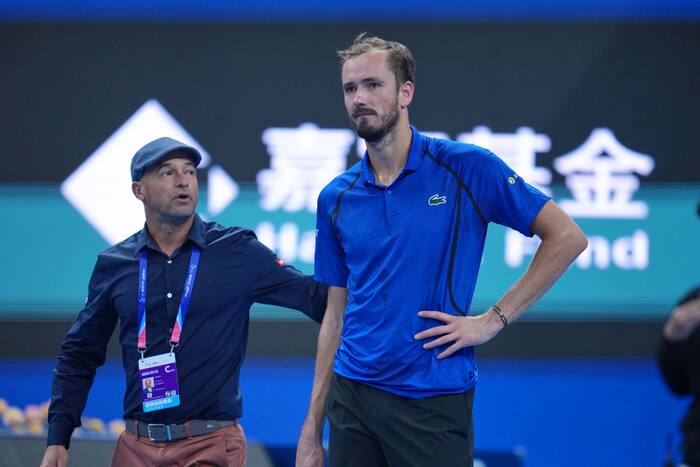 Medvedev disqualified from China Open for hitting spectator with a ball during match vs. Djokovic