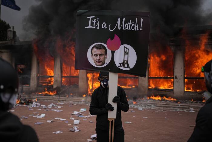 Why Emmanuel Macron's Final Months Are Throwing France Into Political Chaos
