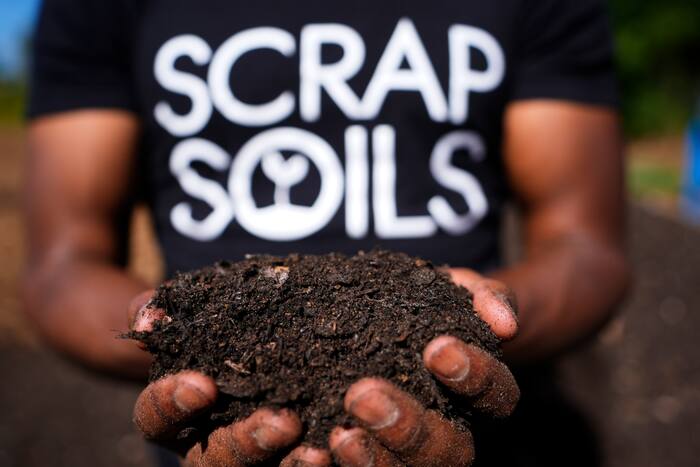 Food scrap pickup services expand across United States