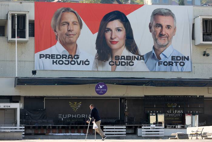 Bosnia holds general election amid ethnic tensions