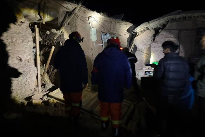 When High Altitude And Brutal Weather Turn An Earthquake Rescue Into A Nightmare