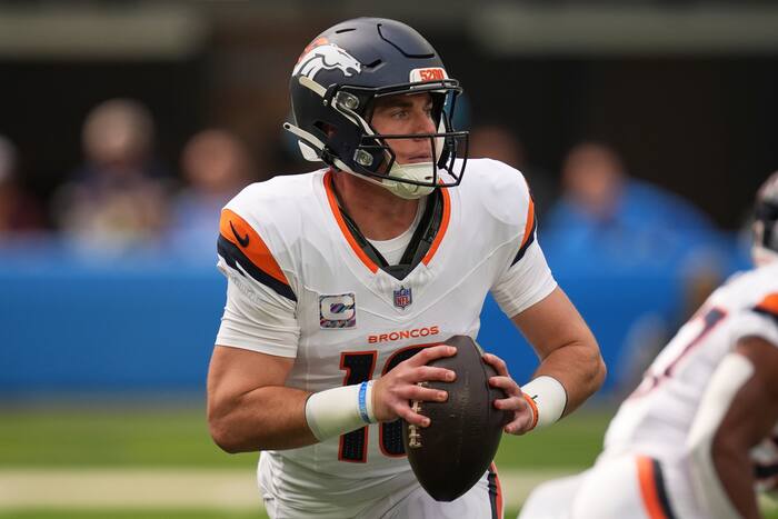 Broncos beat winless Chargers 23-17 with Lutz field goals