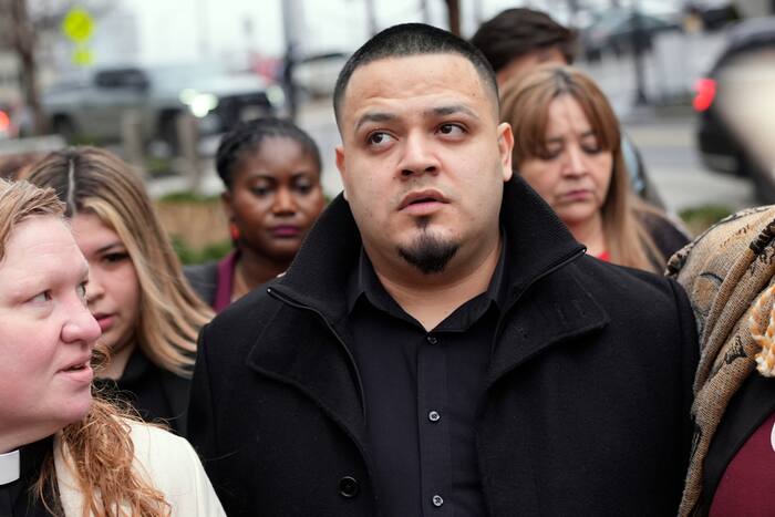 Man returns to court in battle against deportation to Liberia