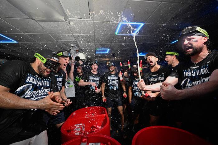 Tampa Bay Rays reach first World Series in franchise history