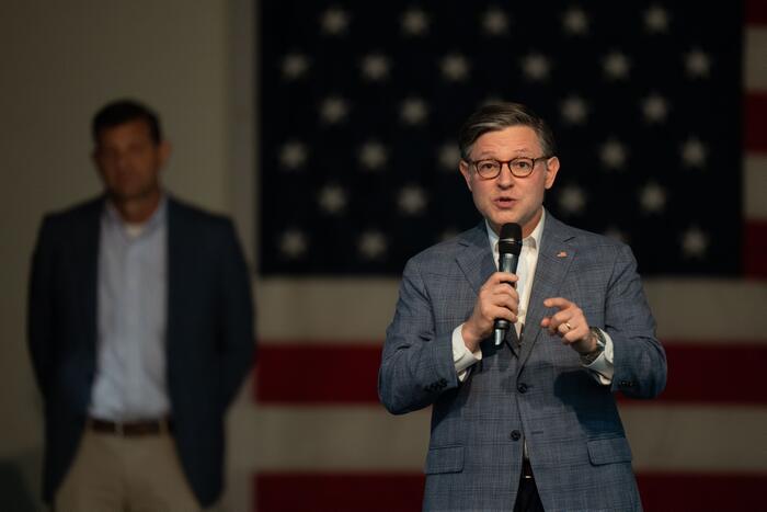Republicans emphasise crime in midterm election campaigns