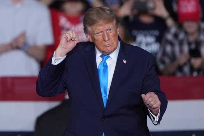 Republicans face anxiety despite $1 billion spending push