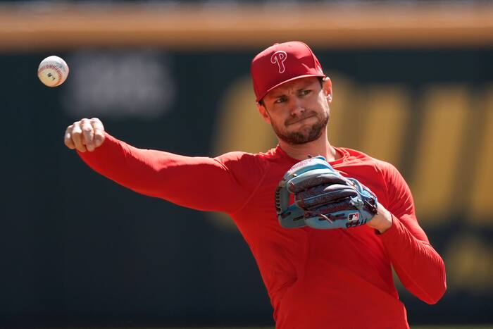 Phillies put Trea Turner on notice. Get better at shortstop or find another position
