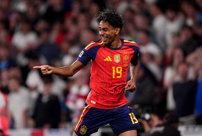 Yamal, Mbappé, Kane and Messi vie for Ballon d'Or