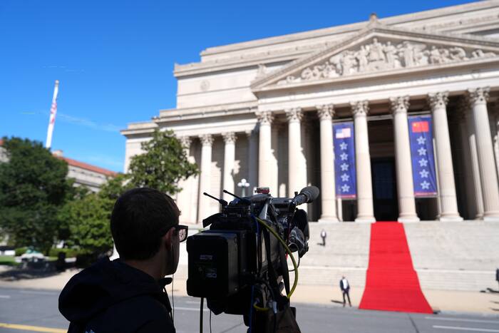 DOJ Investigates Whether White House TV Pool Coverage Halt Violated Antitrust Law