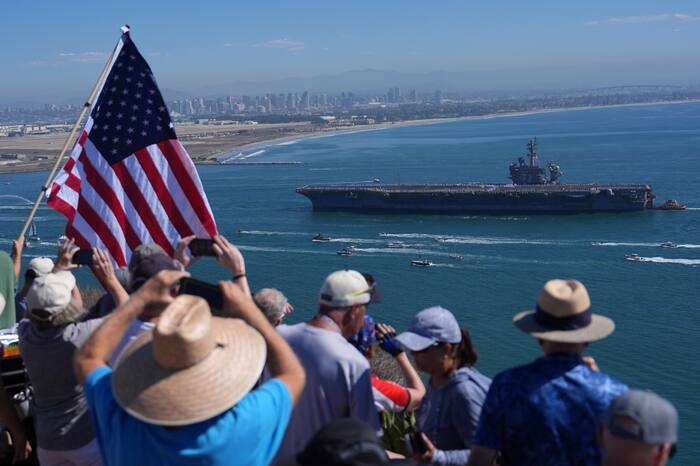 USS Abraham Lincoln returns after record 265-day Iran deployment