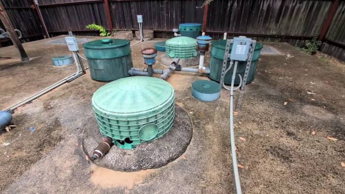 <a href="https://www.ksat.com/news/local/2026/10/02/san-antonio-councilmembers-wary-of-helping-a-county-neighborhood-wipe-away-saws-fees/" target="_blank">San Antonio council members wary of helping a county neighborhood wipe away SAWS fees</a>