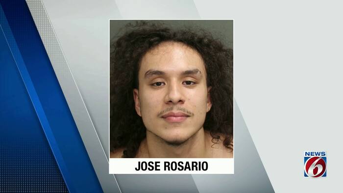 Man accused of driving 118 MPH on I-4 in Orlando with loaded gun, ramming detective’s car