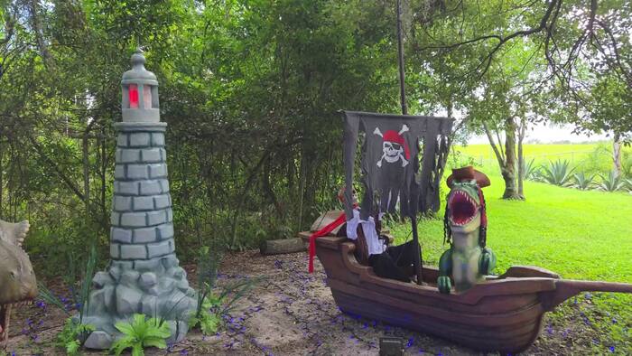 Dinosaur World’s Jurassic Haunt promises pirates, prehistoric scares