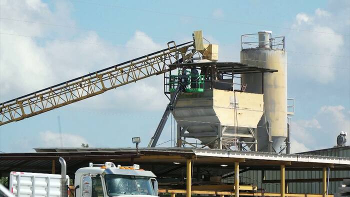 Worker rescued from elevated hopper after fall in Winter Garden