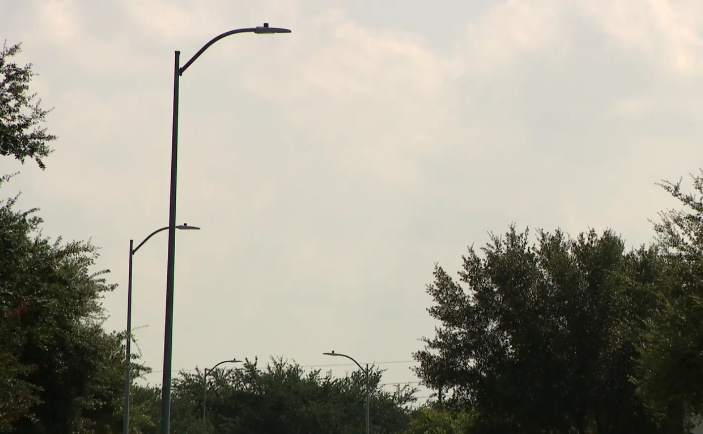 Centerpoint Energy Rates CenterPoint streetlight costs jump more than 10,000% in one Houston ...