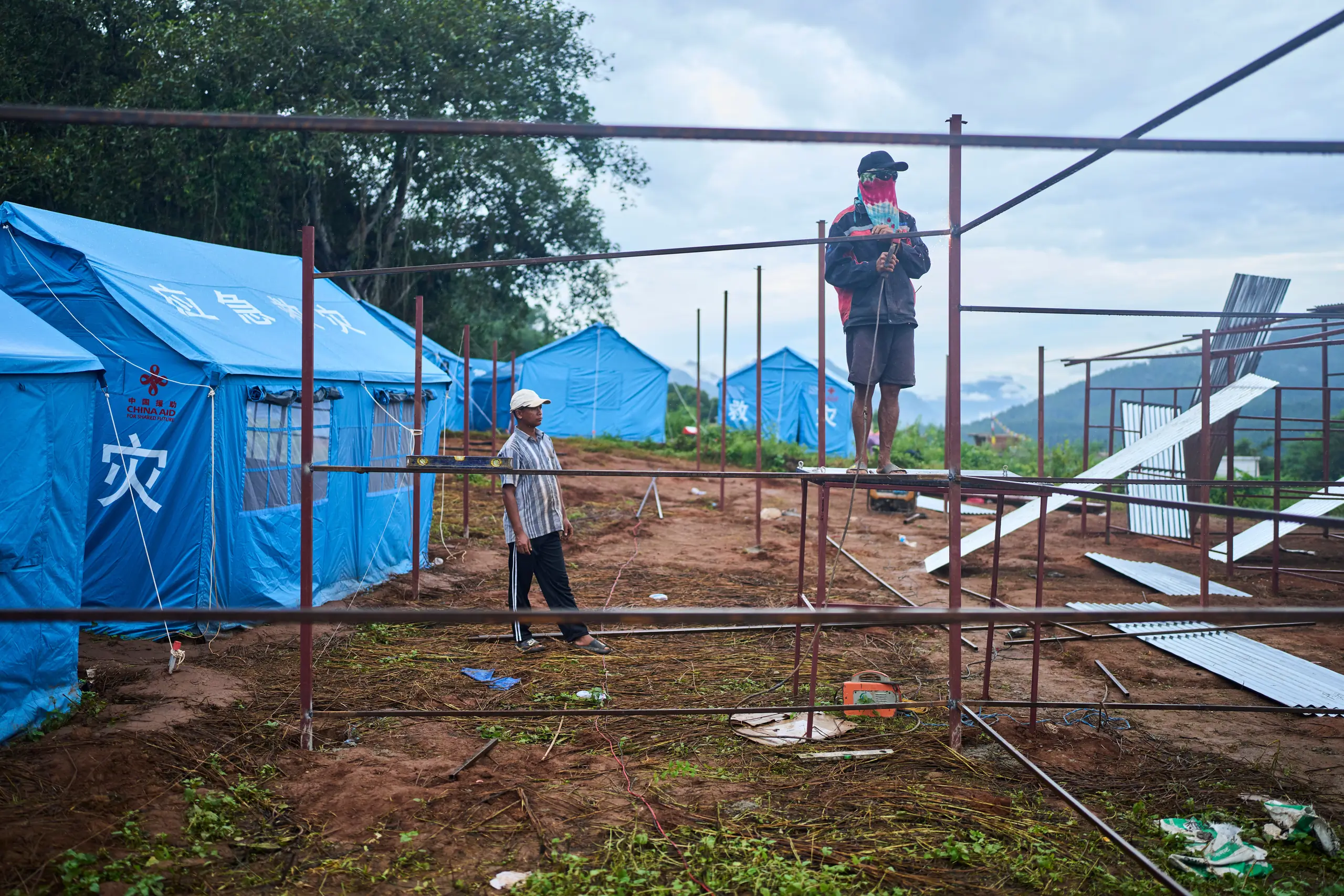 A month after Nepal floods, thousands are still missing and families ...