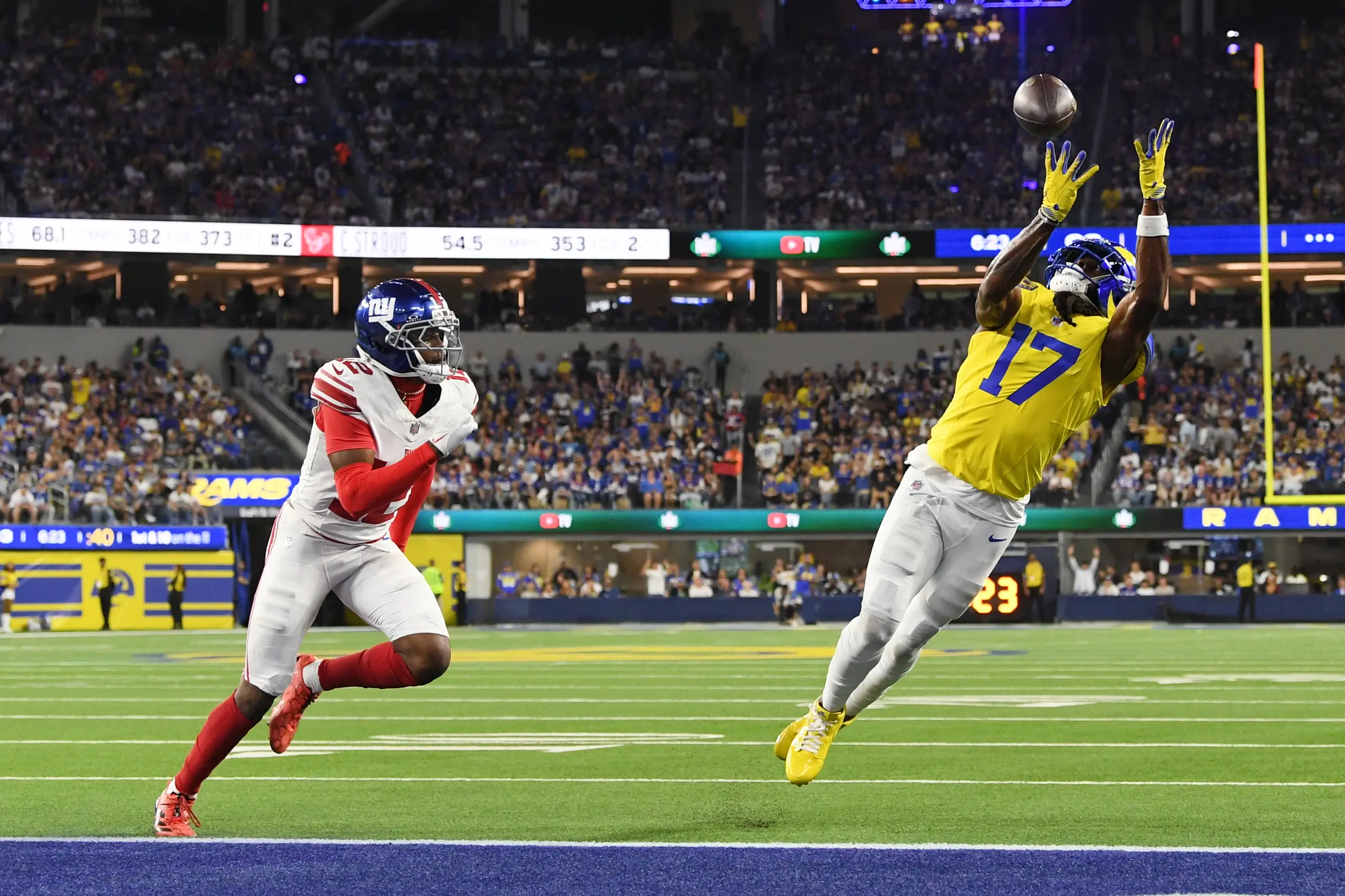 Devante Adams Rams Davante Adams, Matthew Stafford lead Rams past Giants 28-6 after Jaxson ...
