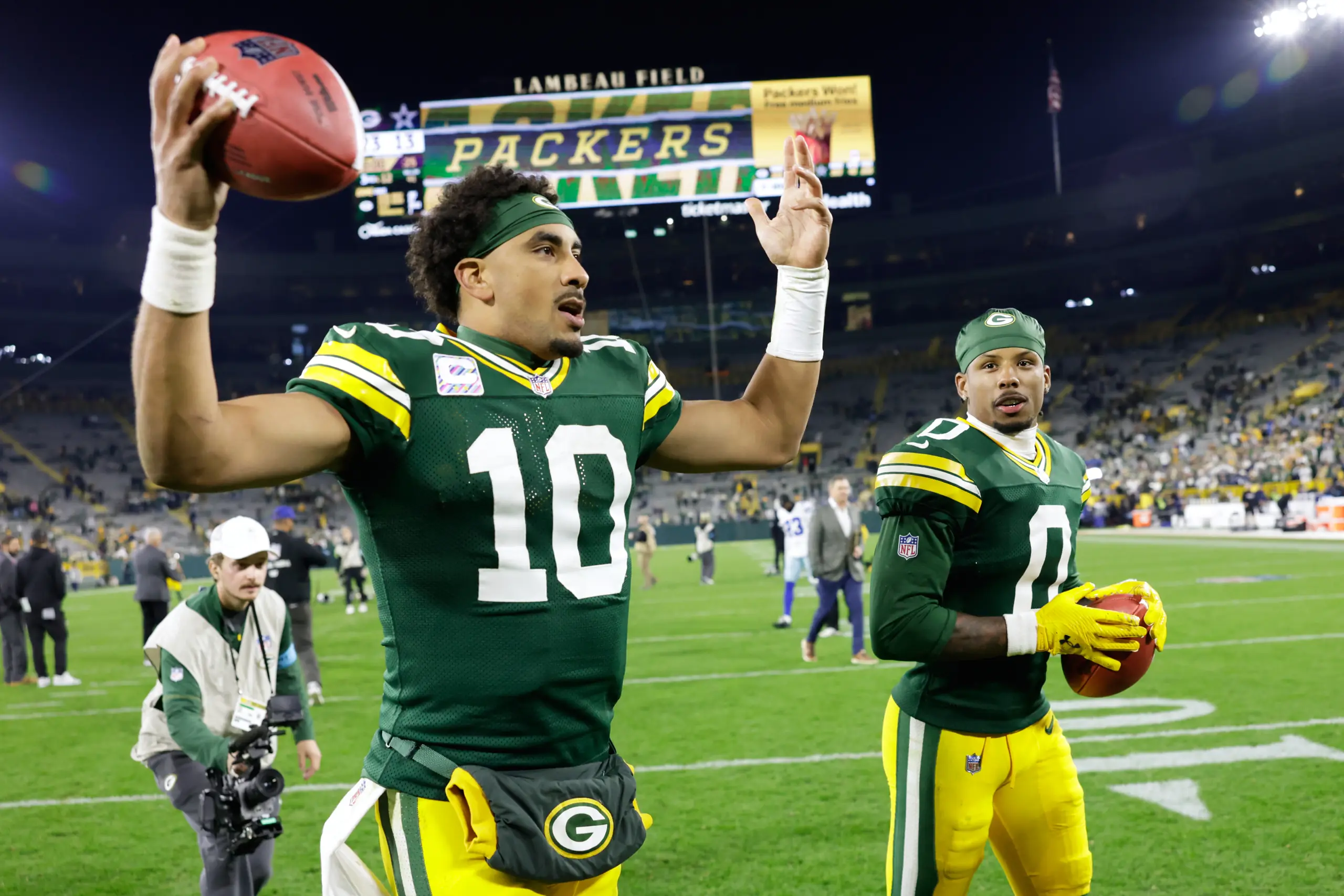 Jordan Love, Green Bay's defense lead the way in Packers' 23-13 victory  over Cowboys