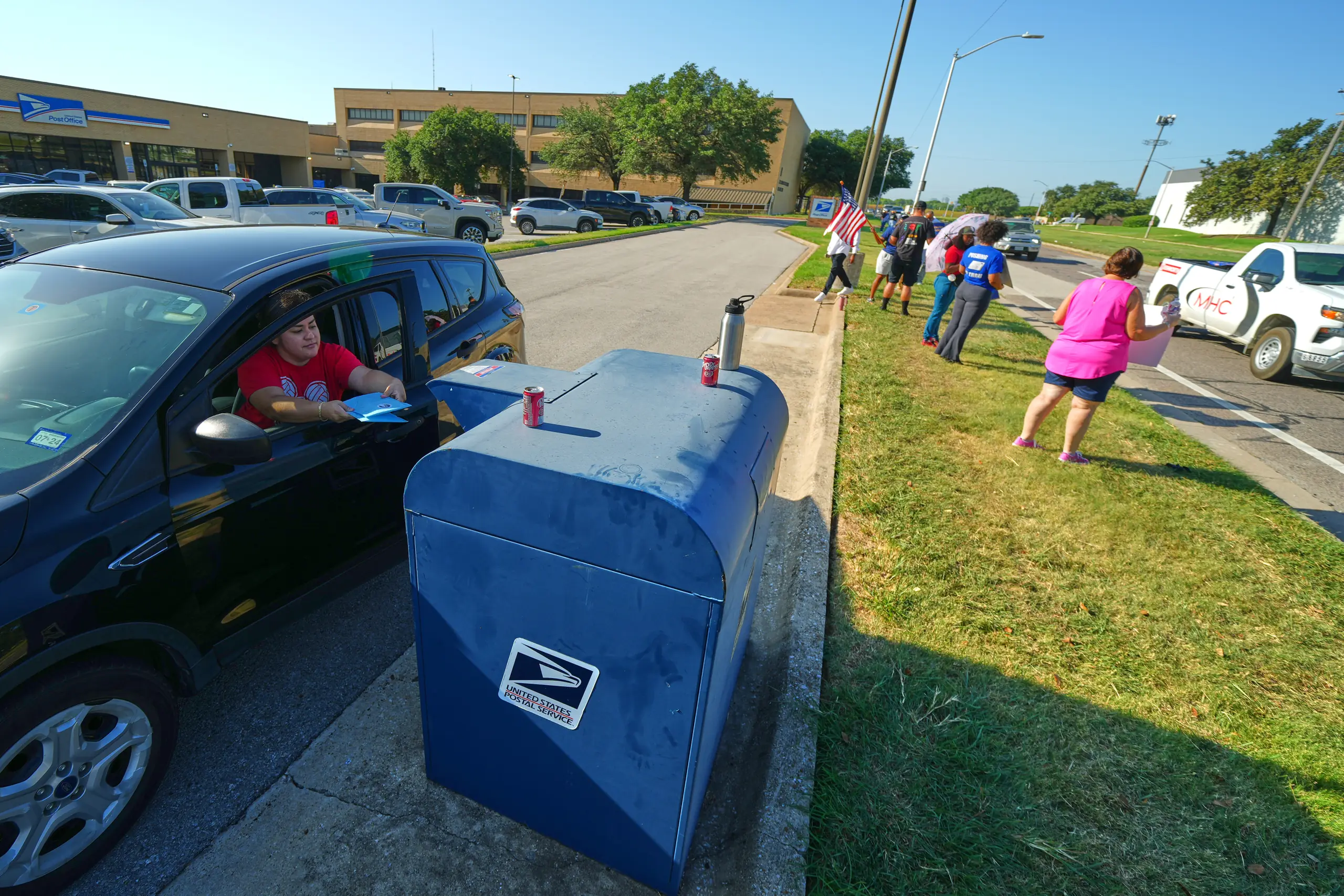 Building Block Keyboard Court panel declines to block Trump's mail ballot order, but its status ...