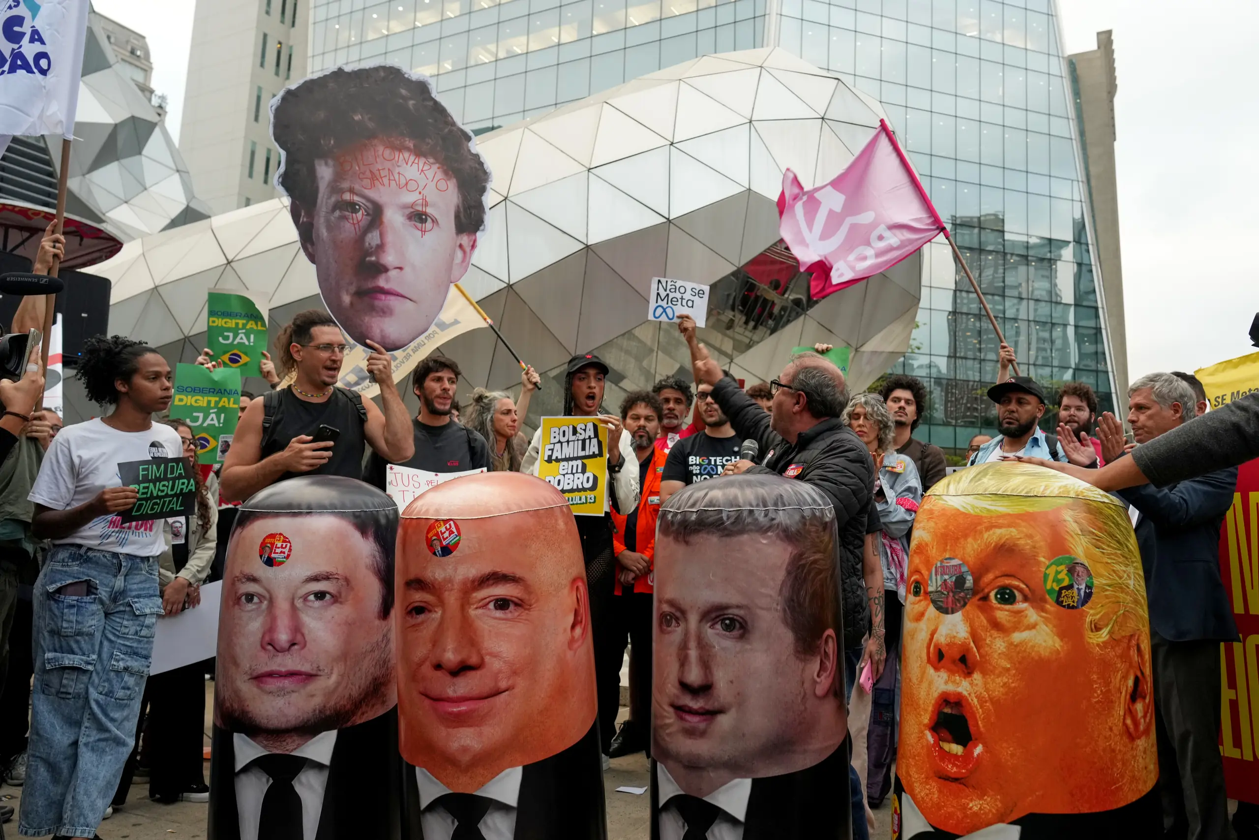 Meta tells Brazil's electoral court it treats Lula and Flávio Bolsonaro equally ahead of Sunday vote
