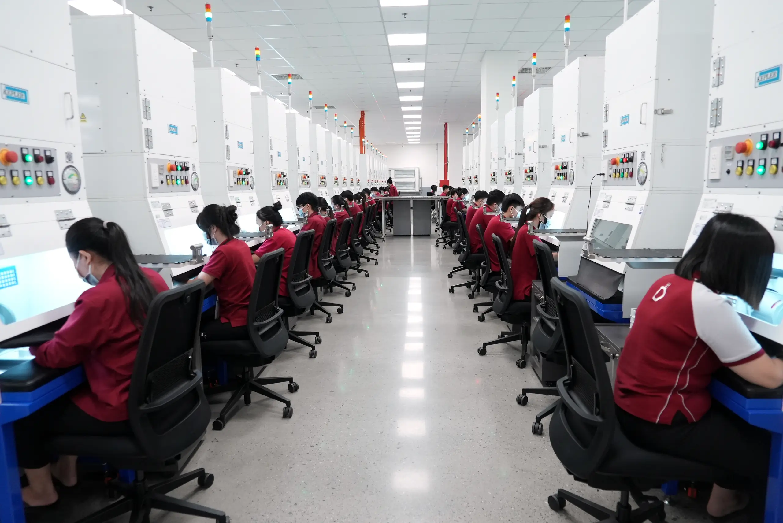 Pandora opens $150 million Vietnam jewelry factory powered by renewable ...