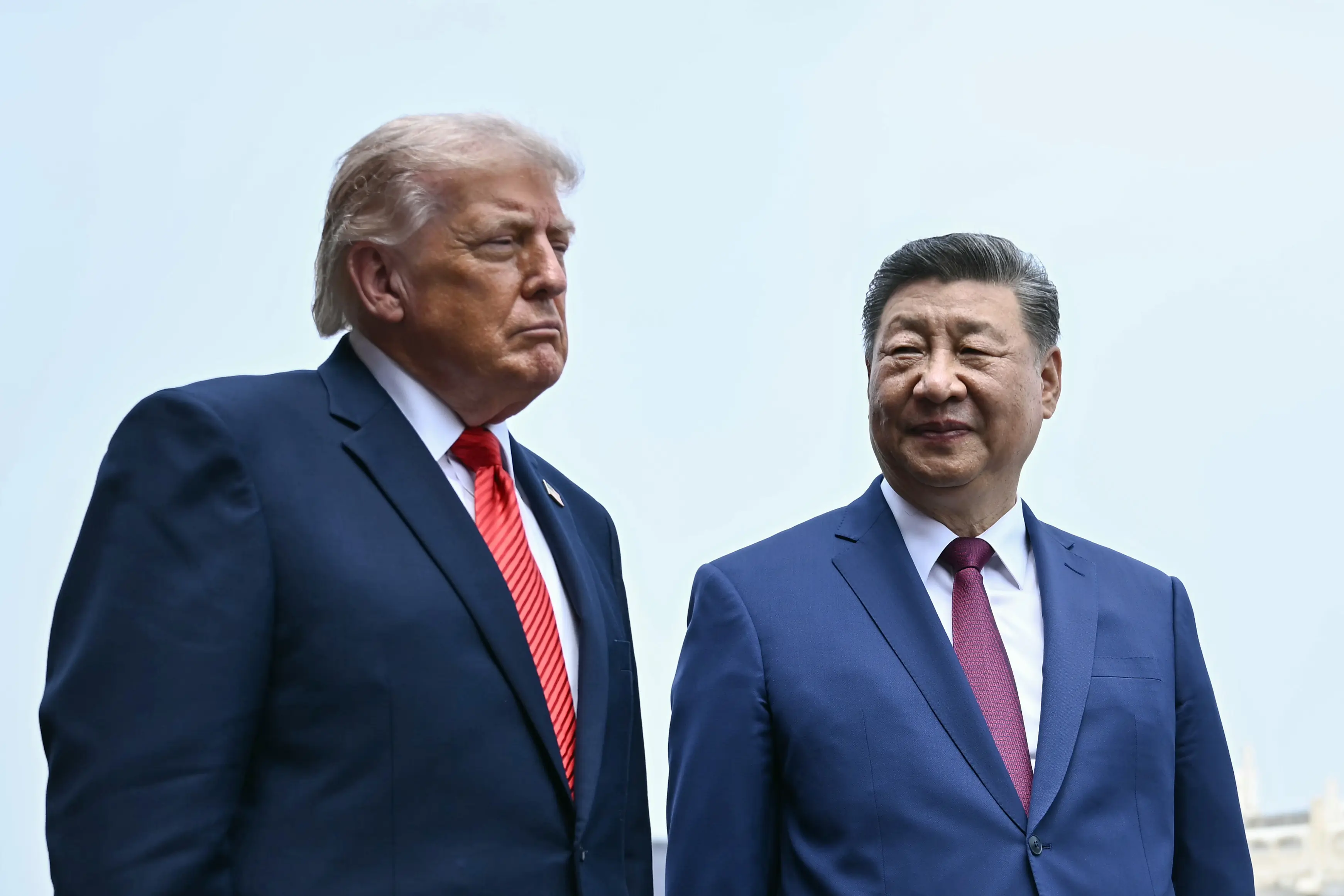 Xi Jinping Welcomed by Trump at Andrews Ahead of State Dinner