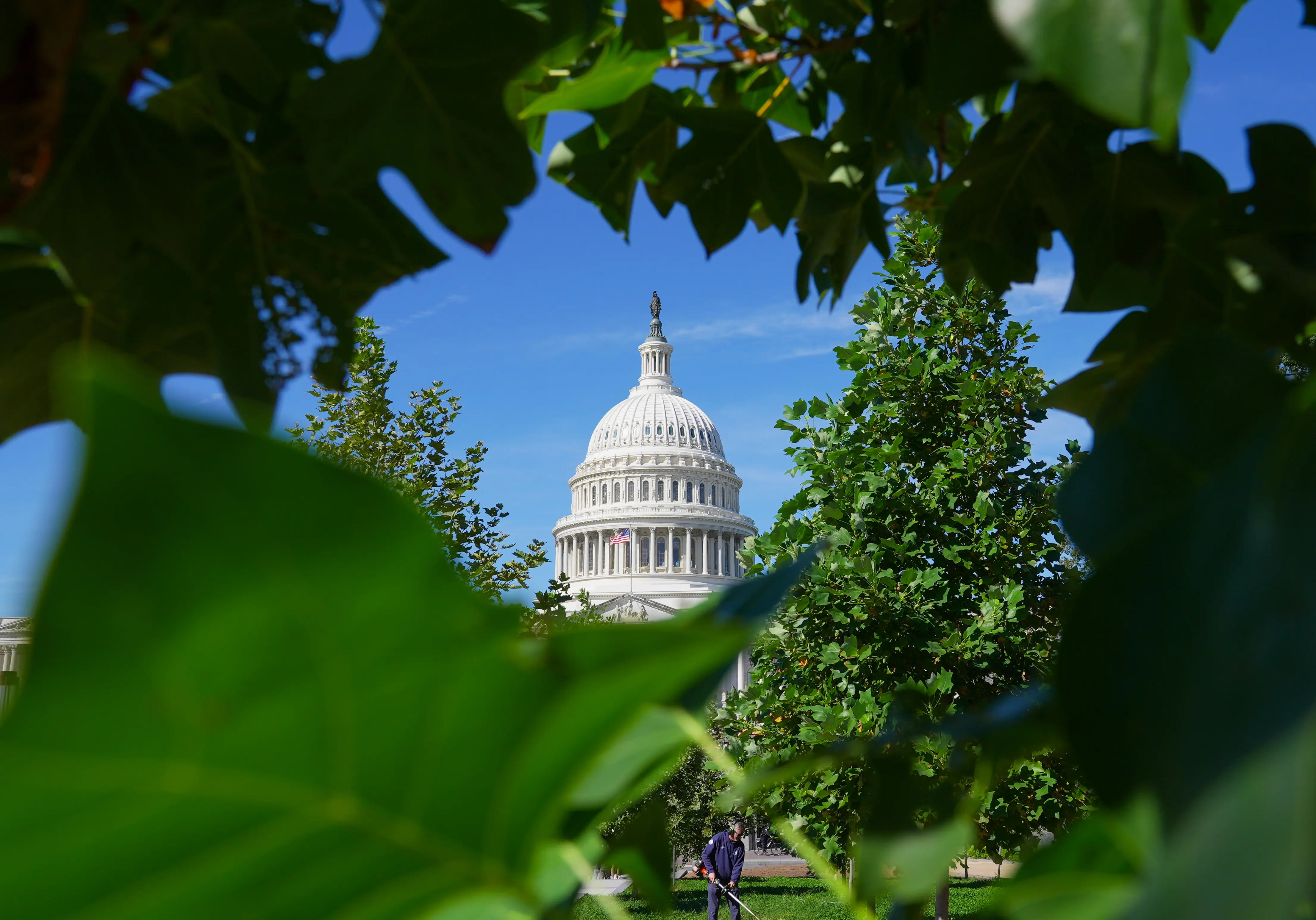 Republicans tee up bill on data centers for one of the final votes before the midterms