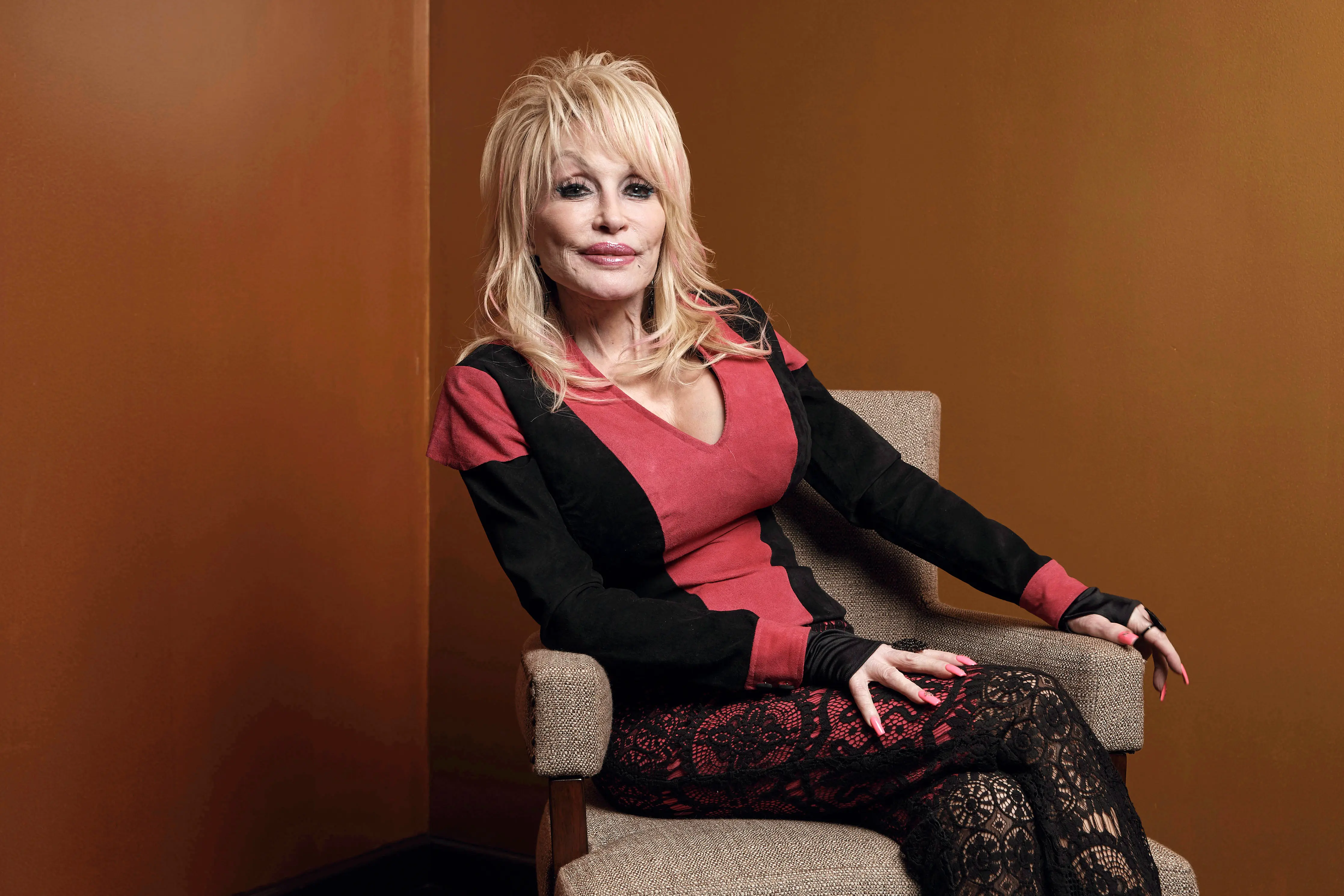 Dolly Parton’s estate accuses her nephew of threatening violence and to destroy his aunt’s legacy