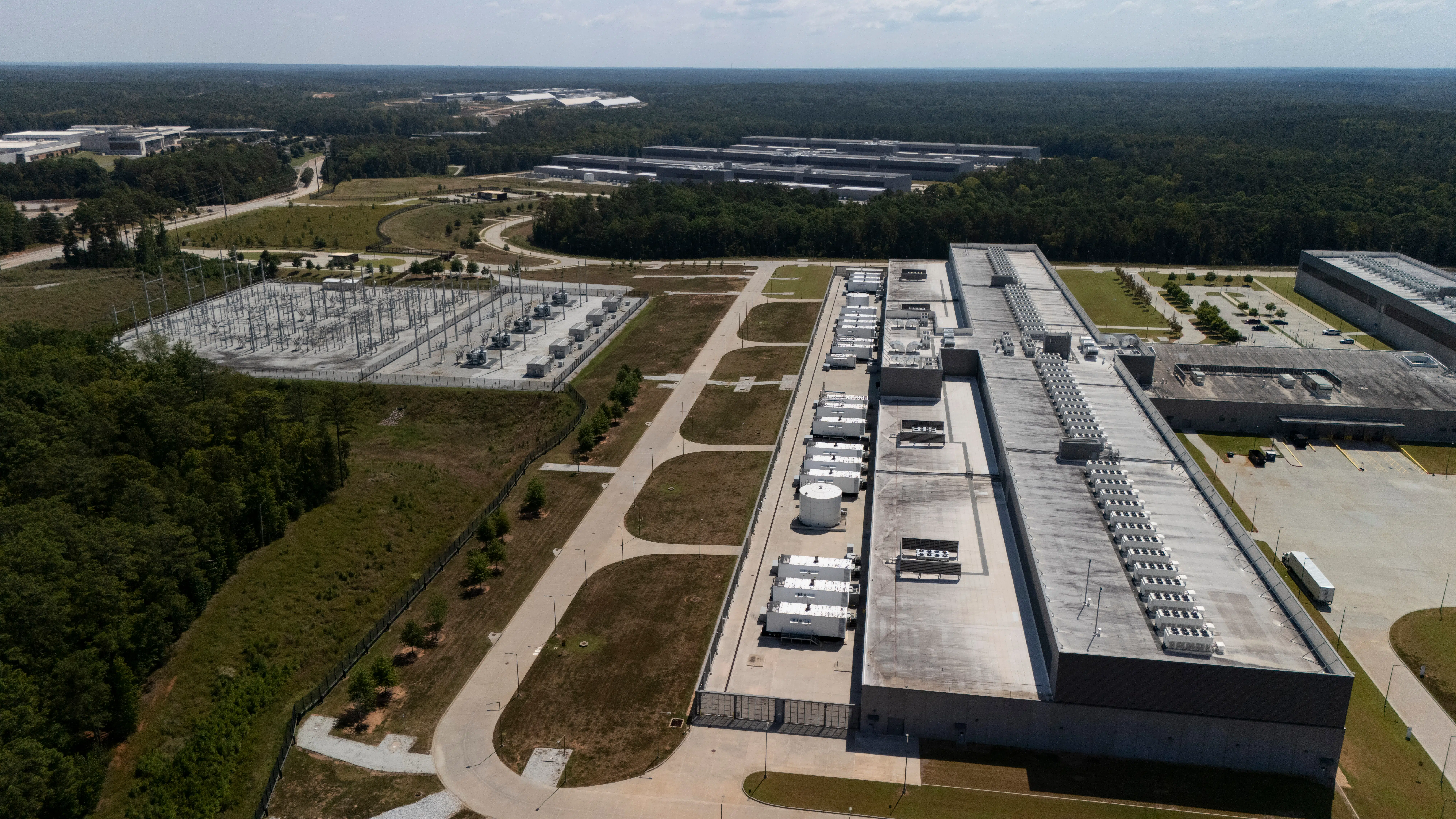 Republicans tee up bill on data centers for one of the final votes before the midterms