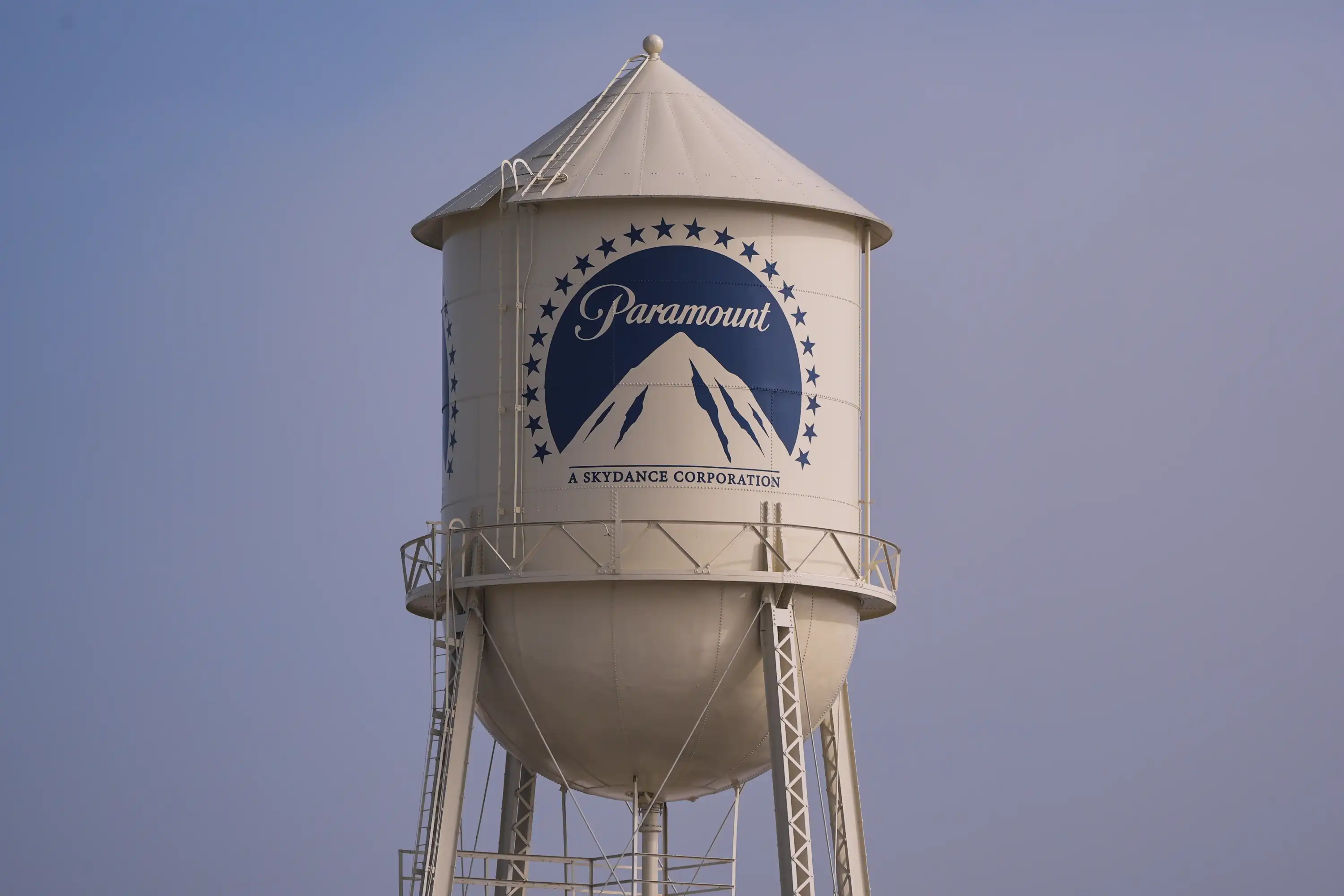 Paramount Reaches Deal to Settle States’ Warner Buyout Challenge