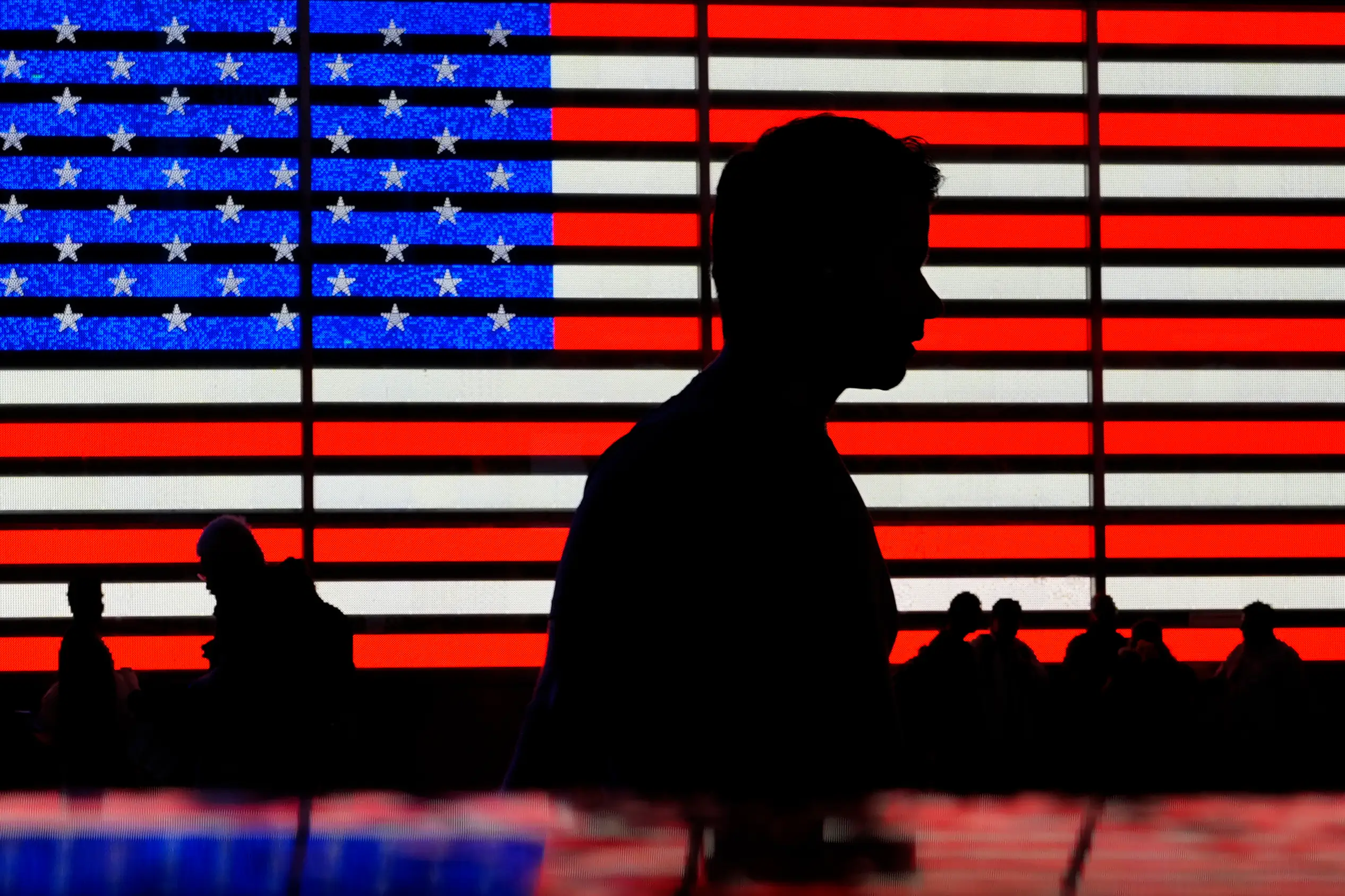 Us Inflation Update American incomes finally top pre-pandemic levels, fighting against ...
