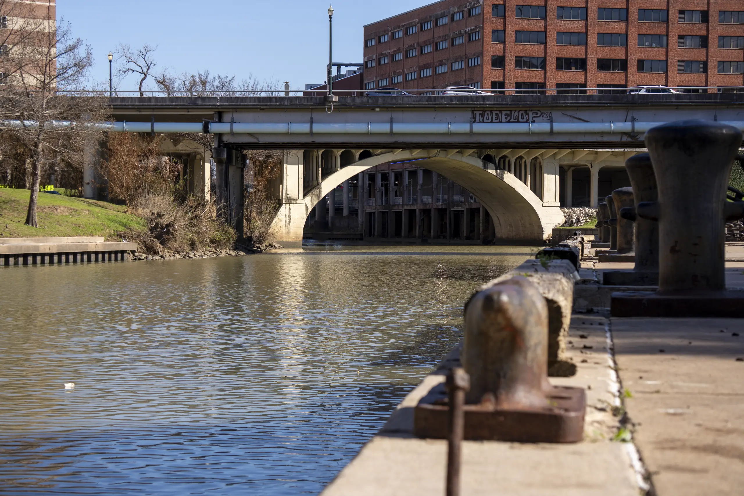 New report warns of E. coli contamination in Houston bayous and Texas ...