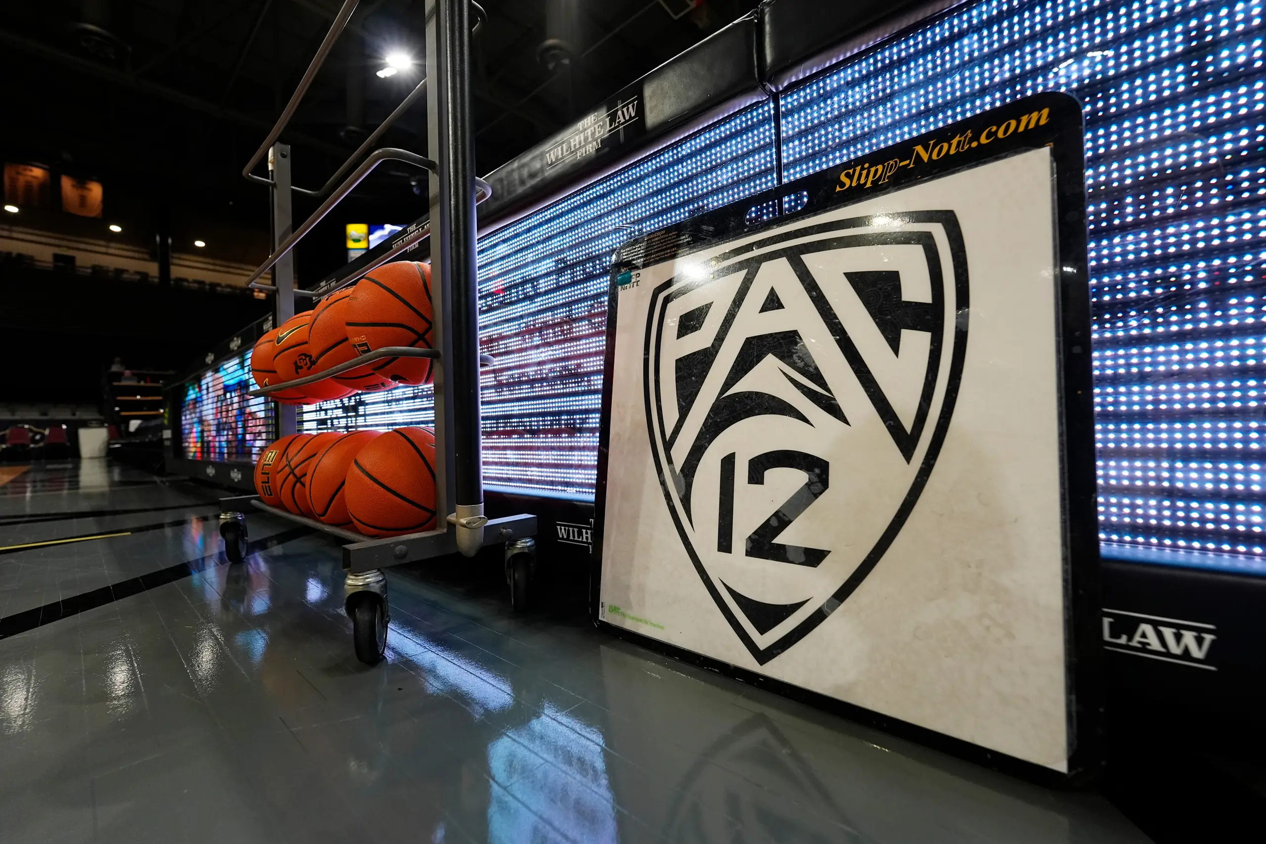 Poucoin Pac-12, Mountain West conferences finalize settlement over `poaching ...